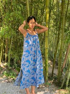 Flowered Strappy Midi Dress - Blue via Urbankissed