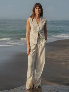 Ifeni Pleat Pant via Urbankissed