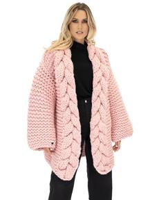 Cable Knitted Coat - Pink van Urbankissed