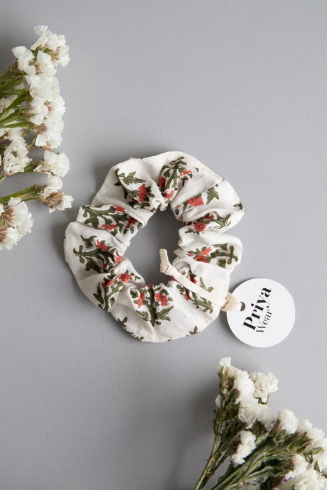 Red Floral Hair Scrunchie from Urbankissed