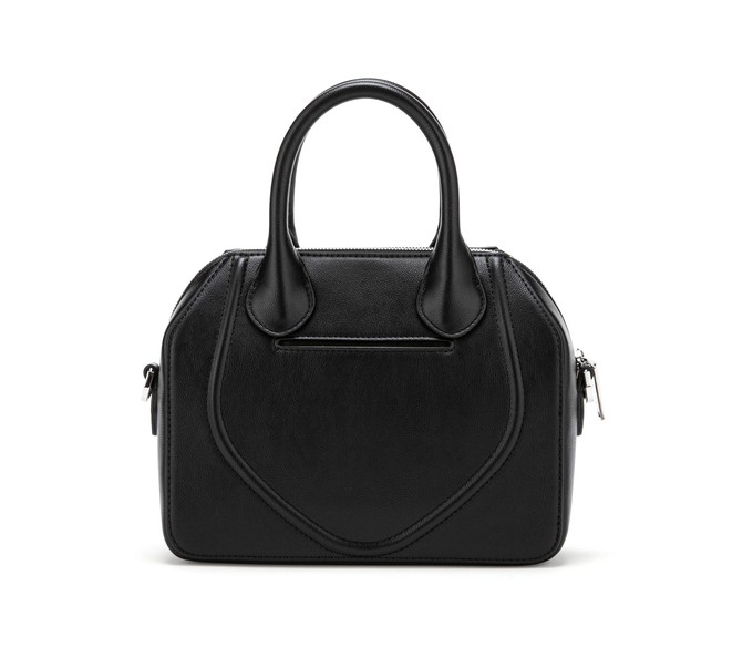 Gemma from Veganologie