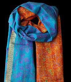 Kantha sjaal hergebruikte zijde Oranje-blauw met gouden rand via Via India