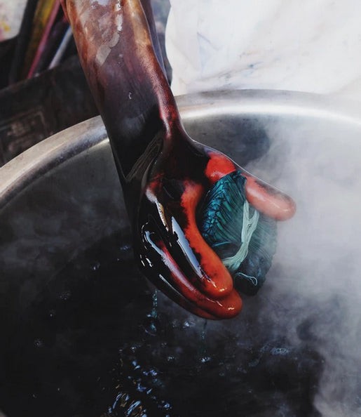 Zijden sjaal roze handgeverfd from Via India