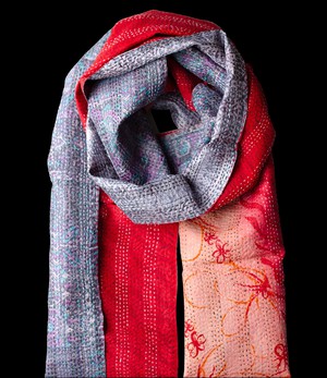 Kantha sjaal hergebruikte zijde Rood-Donkergrijs from Via India