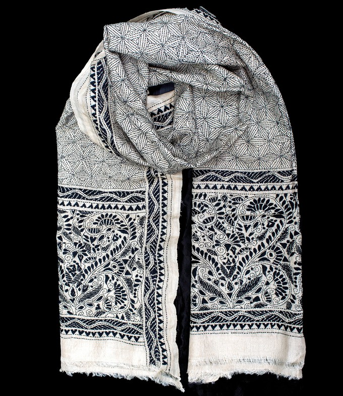 Nakshi Kantha sjaal Fluwelig Zwart from Via India