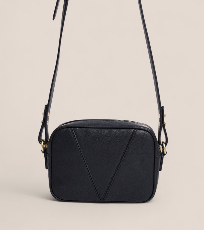 Silvie Vegan Bio-Based Bamboo Dual-Look Bamboo Crossbody Bag in Black from Votch