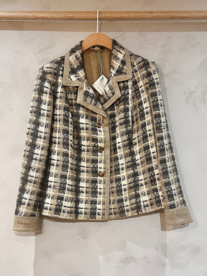Vintage Blazer Chanel Look Naturel from WANDERWOOD Vintage Blazer Chanel Look Naturel from WANDERWOOD