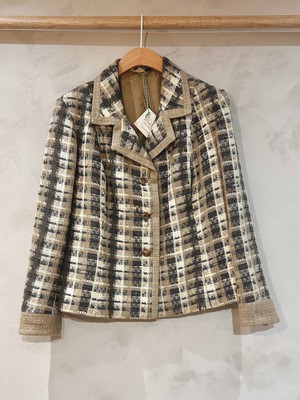 Vintage Blazer Chanel Look Naturel from WANDERWOOD Vintage Blazer Chanel Look Naturel from WANDERWOOD