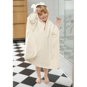 Badstof poncho met capuchon van bio-katoen, roze from Waschbär