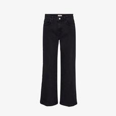 Jeans Enya | Basic Apparel | Zwart via WhatTheF