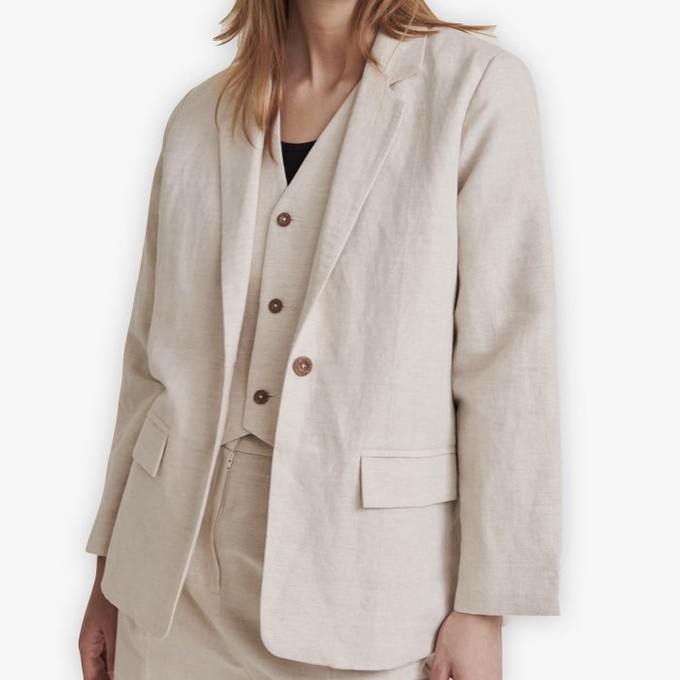 Linnen Blazer Nata | Basic Apparel | Naturel from WhatTheF