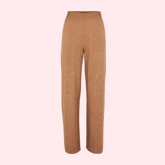 Gebreide Broek Vera | Basic Apparel | Bruin from WhatTheF