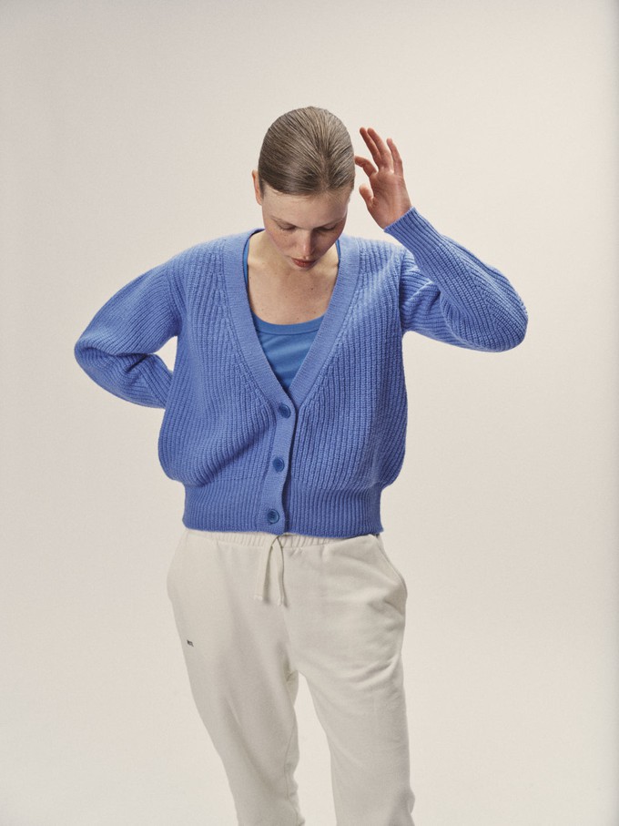 Strick Cardigan aus nachhaltiger Merino Wolle from WOTE