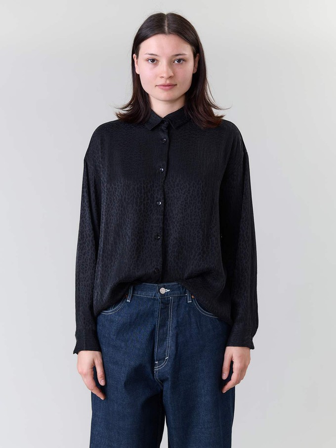 Mona Shirt leo from Yahmo