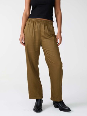 Hilde Pants brown from Yahmo