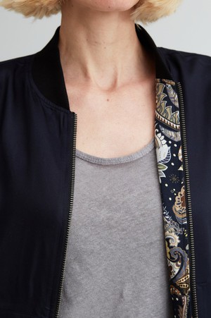 Ruth Reversible Bomber Jacket bird/navy from Yahmo