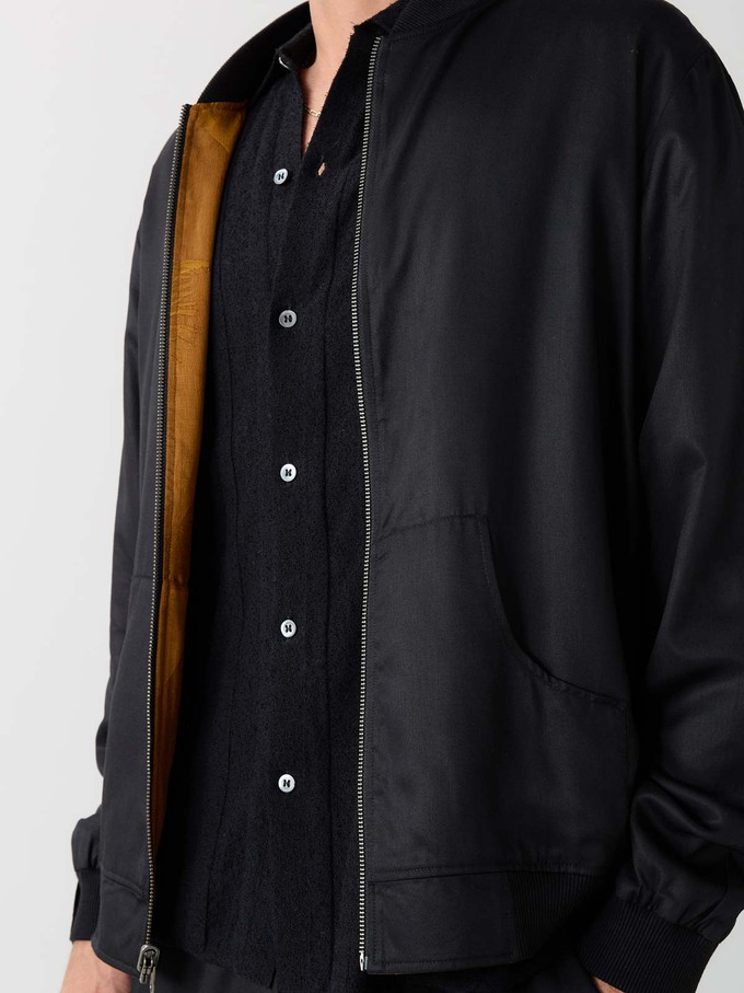 Laslo Reversible Bomber Jacket sandalwood/black from Yahmo