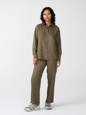 Mona Shirt olive from Yahmo