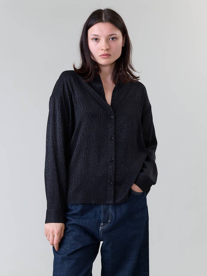 Mona Shirt leo from Yahmo
