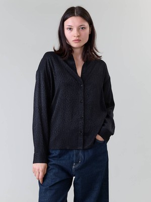 Mona Shirt leo from Yahmo