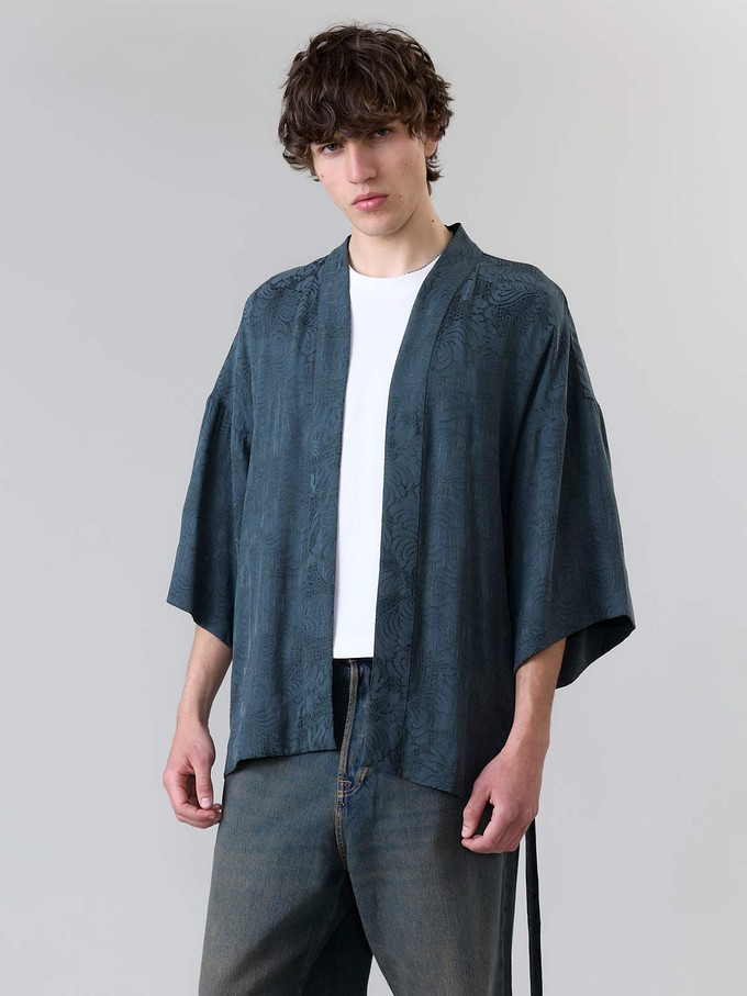 Erich Kimono eclipse from Yahmo