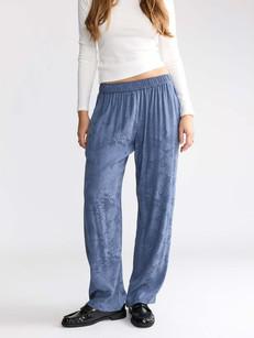Hilde Pants Zen Indigo via Yahmo