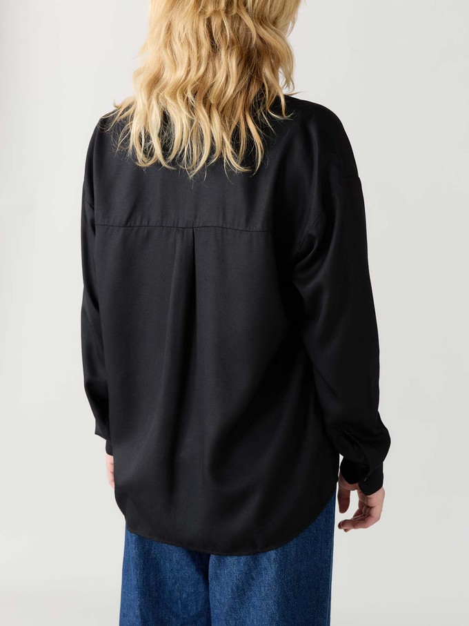 Mona Shirt Black from Yahmo