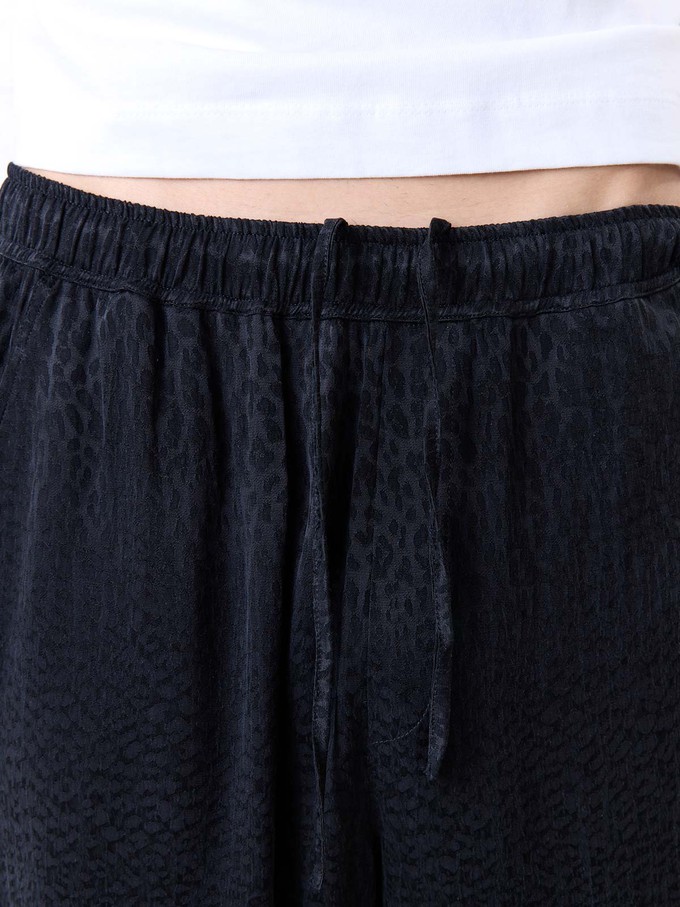 Walter Pants leo from Yahmo