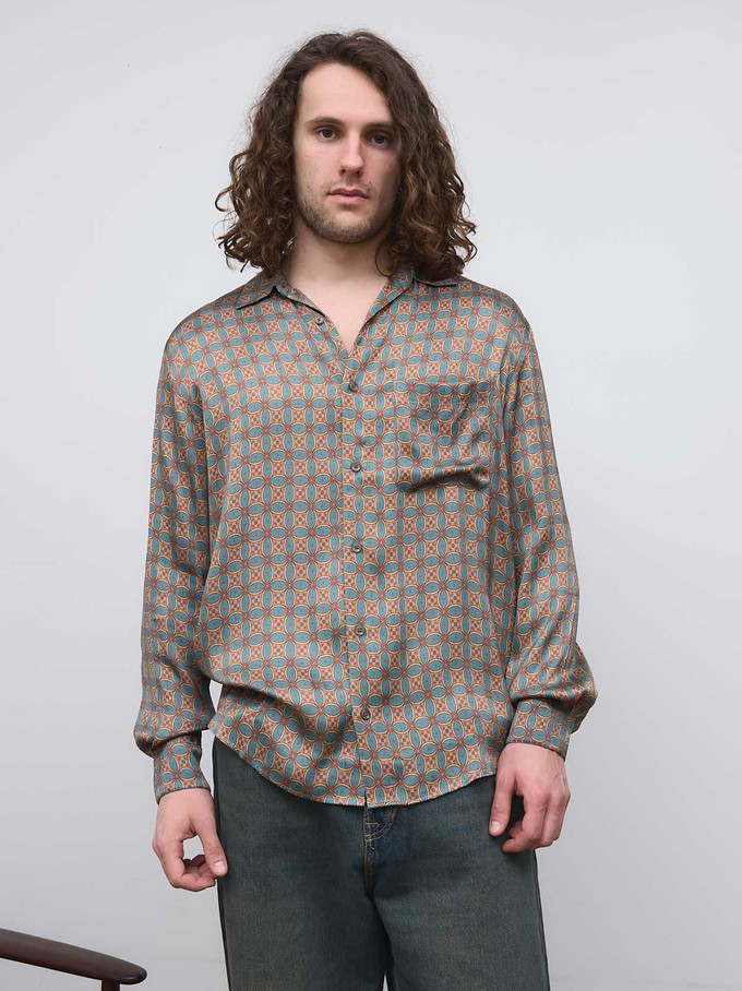 Hans Shirt atlas from Yahmo