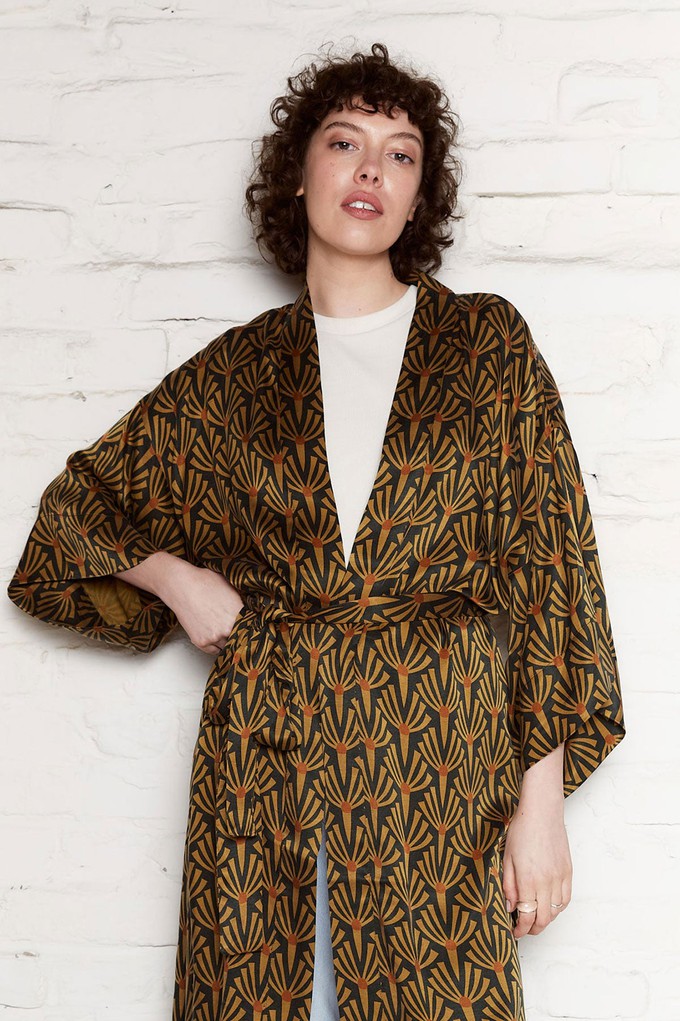 artdeco Better-Than-Silk Kimono from Yahmo