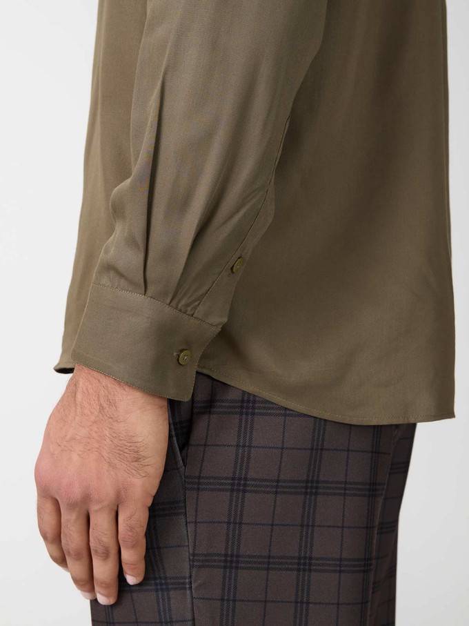 Hans Shirt olive from Yahmo