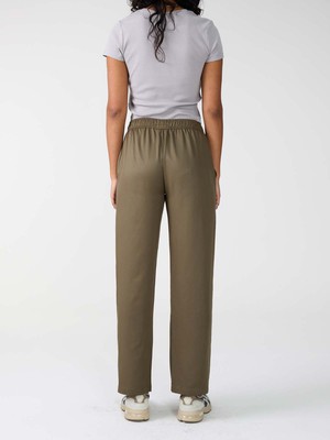 Hilde Pants olive from Yahmo