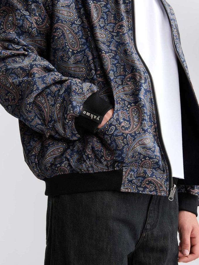 Oskar Reversible Bomber Paisley/Navy from Yahmo