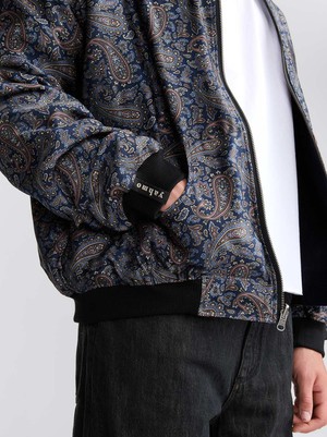 Oskar Reversible Bomber Paisley/Navy from Yahmo