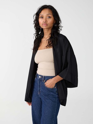 Gerda Kimono black from Yahmo