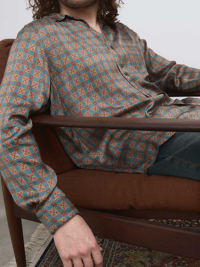 Hans Shirt atlas from Yahmo