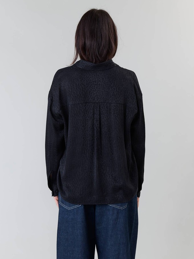 Mona Shirt leo from Yahmo