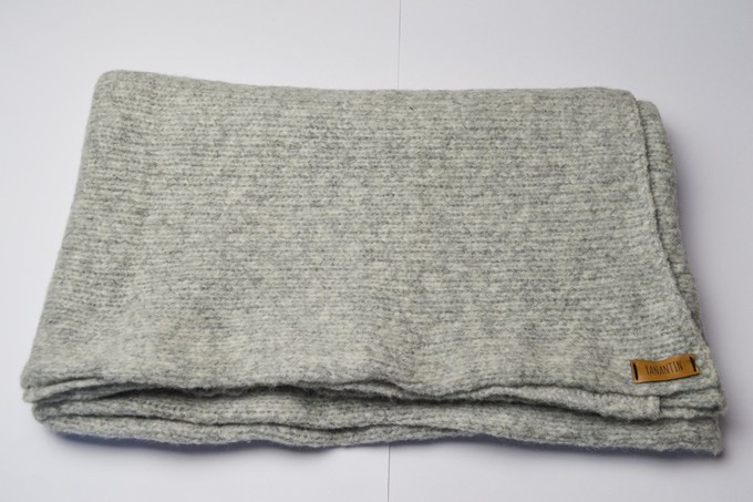 Tightly Knitted Extra Large Scarf | Silvery Grey | Baby Alpaca & Merino Wool Blend from Yanantin Alpaca