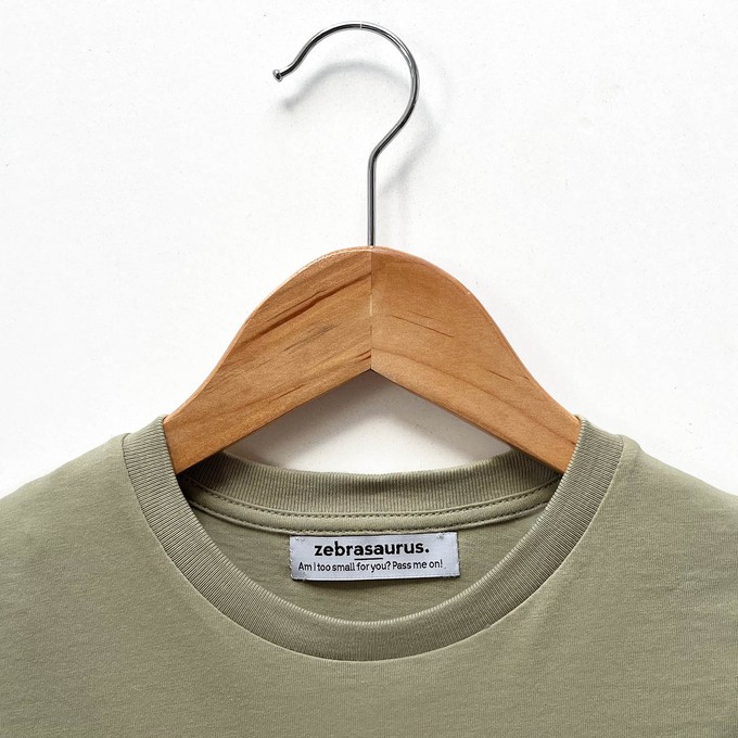 Kinder t-shirt ‘Horse-d’oeuvre’ | Sage green from zebrasaurus