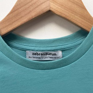 Kids t-shirt ‘Baggy Dog’ | Teal blue from zebrasaurus