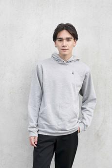 HIDE IN HOODIE via ZWAAN