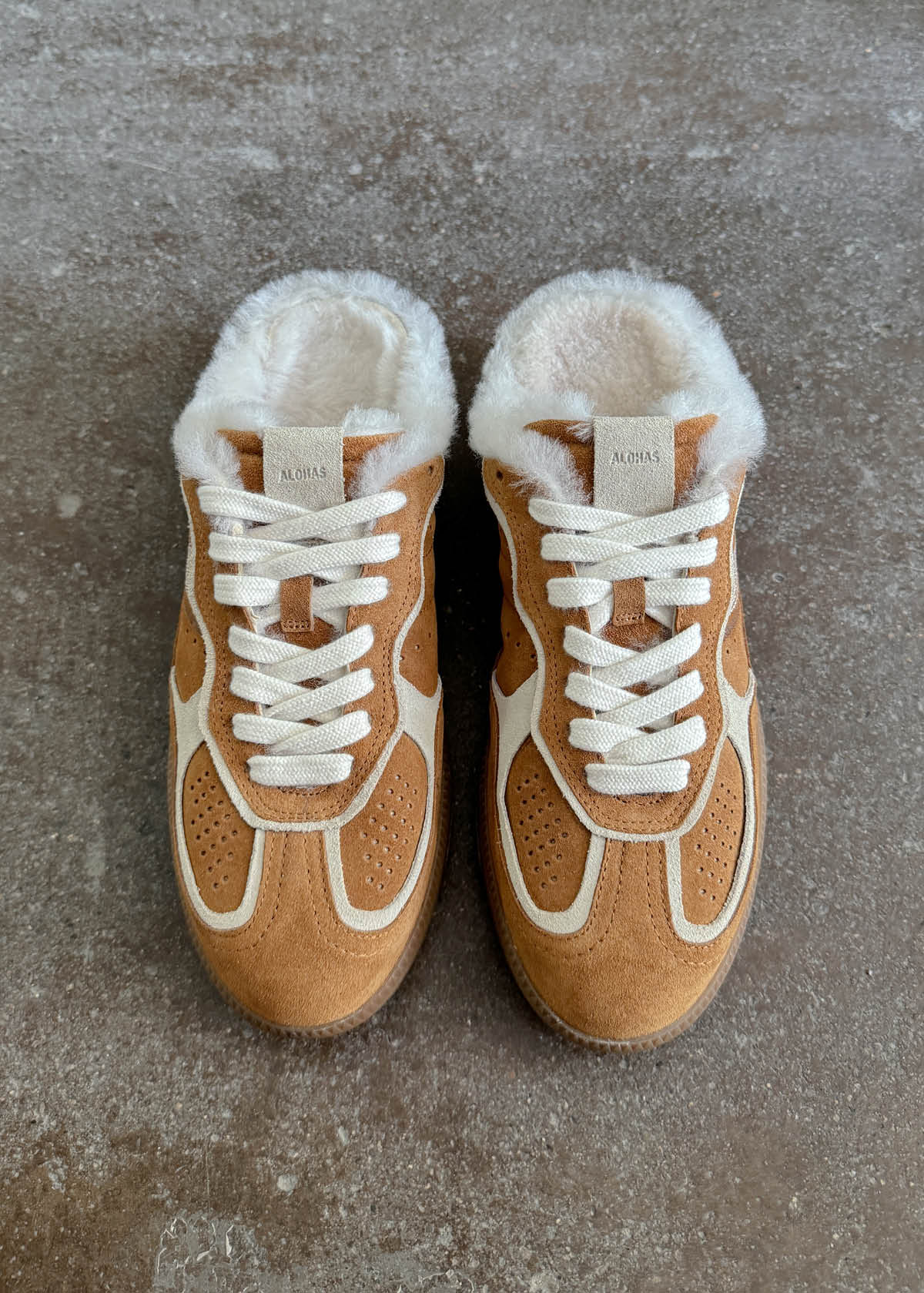 Project Cece | Tb.490 Mule Furry Tan Sneakers
