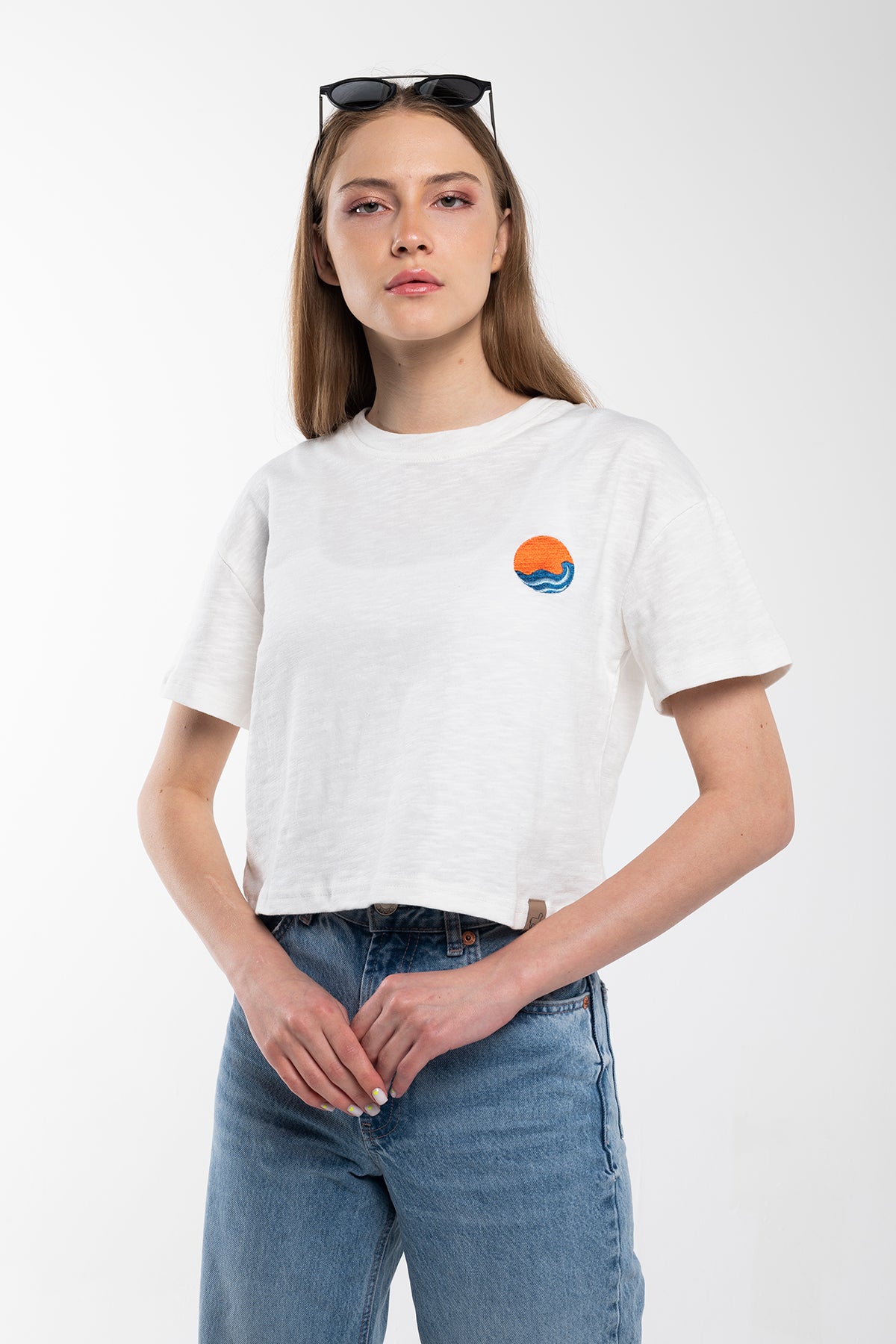 White Nature Embroidery T Shirt