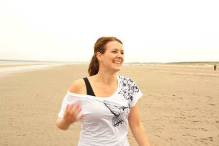 Kolibrie Vogel Duurzaam Tencel T-shirt - Zwart from ChillFish Design Kolibrie Vogel Duurzaam Tencel T-shirt - Zwart from ChillFish Design