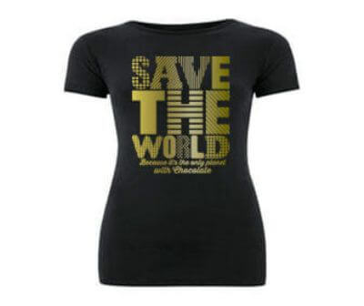 Save the World, Save Chocolate Dames T-shirt - Wit from ChillFish Design Save the World, Save Chocolate Dames T-shirt - Wit from ChillFish Design