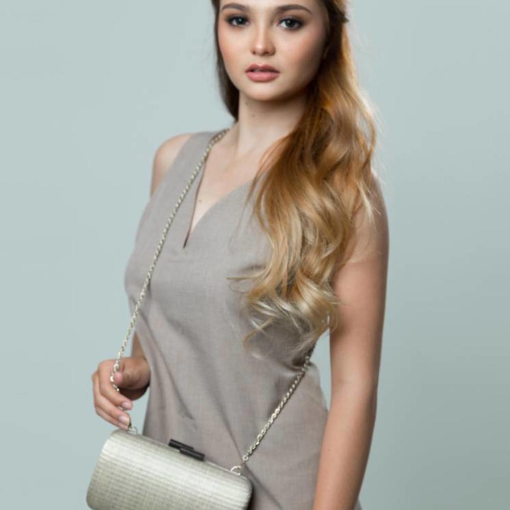 Chona Clutch Red from Disenyo Chona Clutch Red from Disenyo
