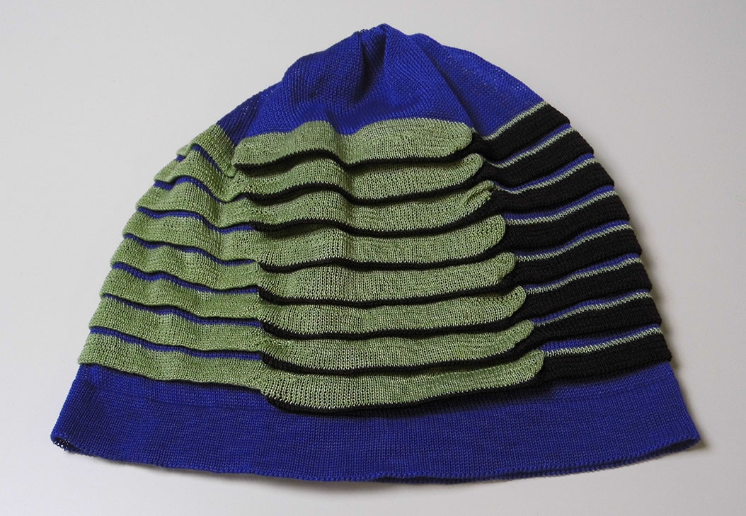 FLAPPLOOI MUTS KATOEN from Knits For Your Inspiration FLAPPLOOI MUTS KATOEN from Knits For Your Inspiration