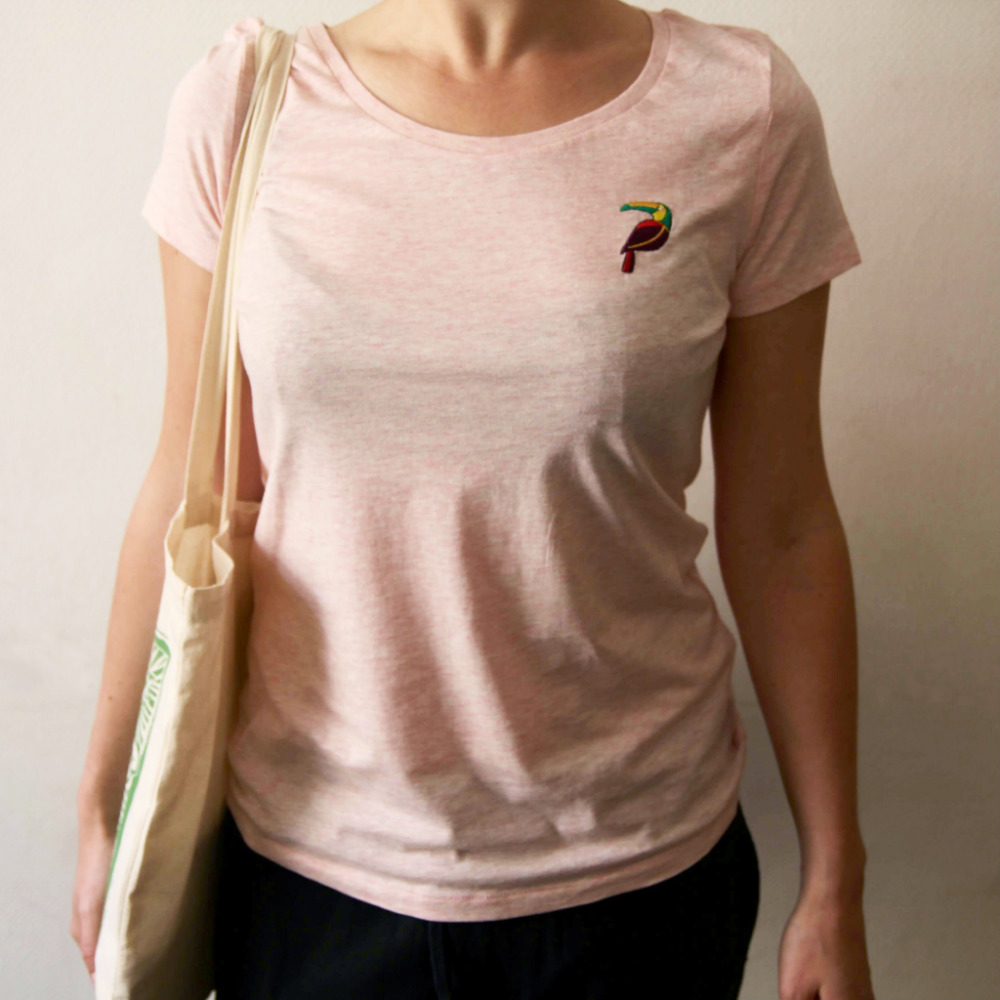 Duurzaam Roze T-shirt Toekan from Mae Sue Duurzaam Roze T-shirt Toekan from Mae Sue