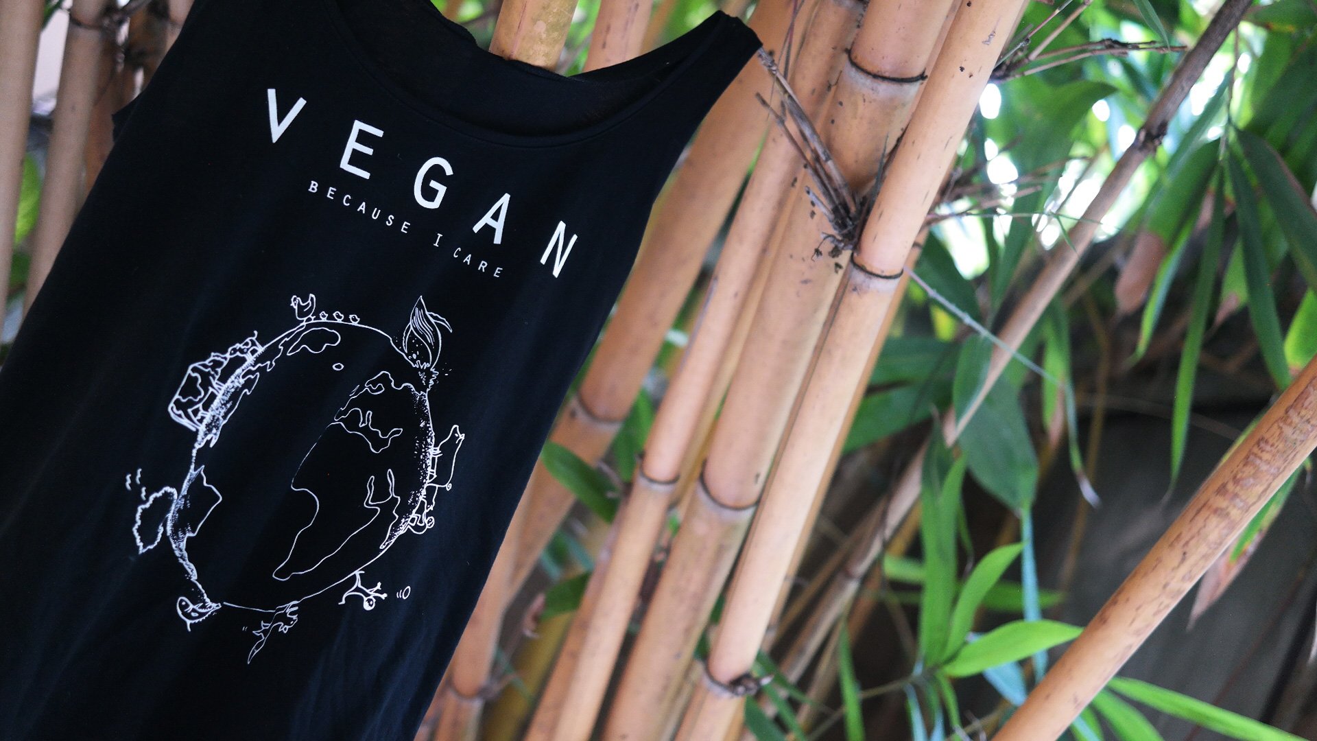 Vegan Planet (Care) - Tencel Top from Noha Vegan Planet (Care) - Tencel Top from Noha