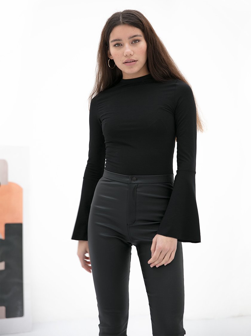 Bea Top from Noumenon Bea Top from Noumenon